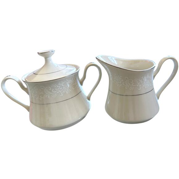 Ivory Fantasy Japan Creamer Sugar Bowl Set White Lace - Picture 1 of 5